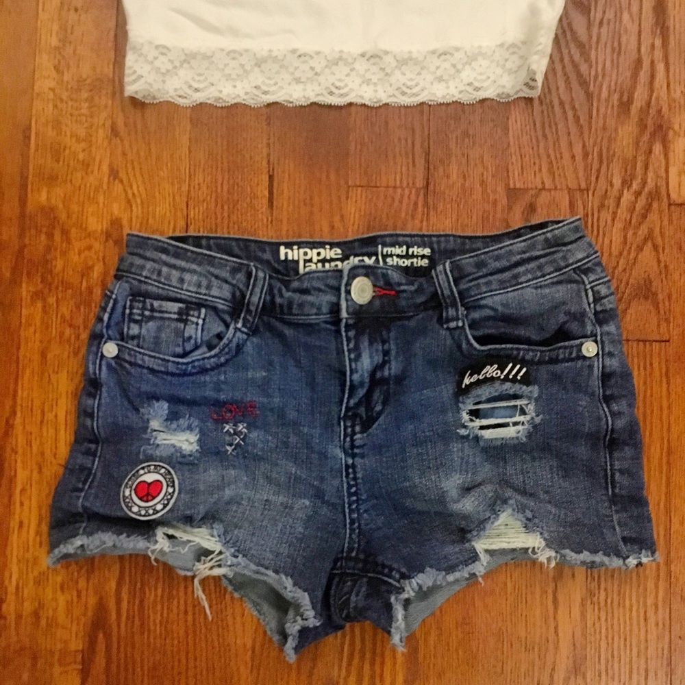 Hippie Laundry Mid-Rise Jean Shorts - Size 26”
